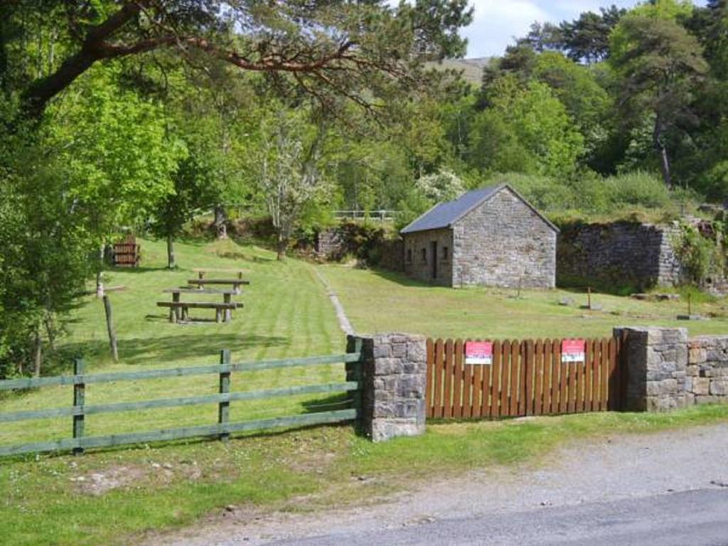 The Benwiskin Centre Ballaghnatrillick المظهر الخارجي الصورة